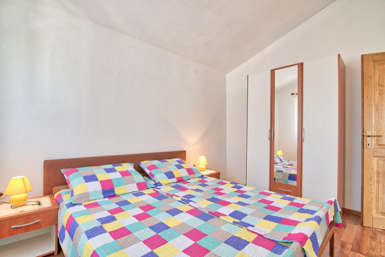 Apartment Maja Stinjan Ngoại thất bức ảnh