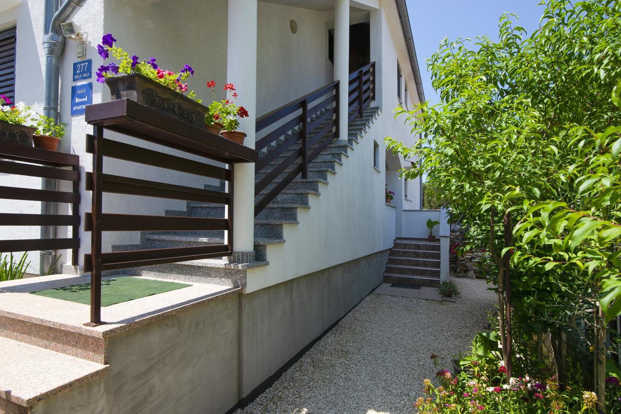 Apartment Maja Stinjan Ngoại thất bức ảnh