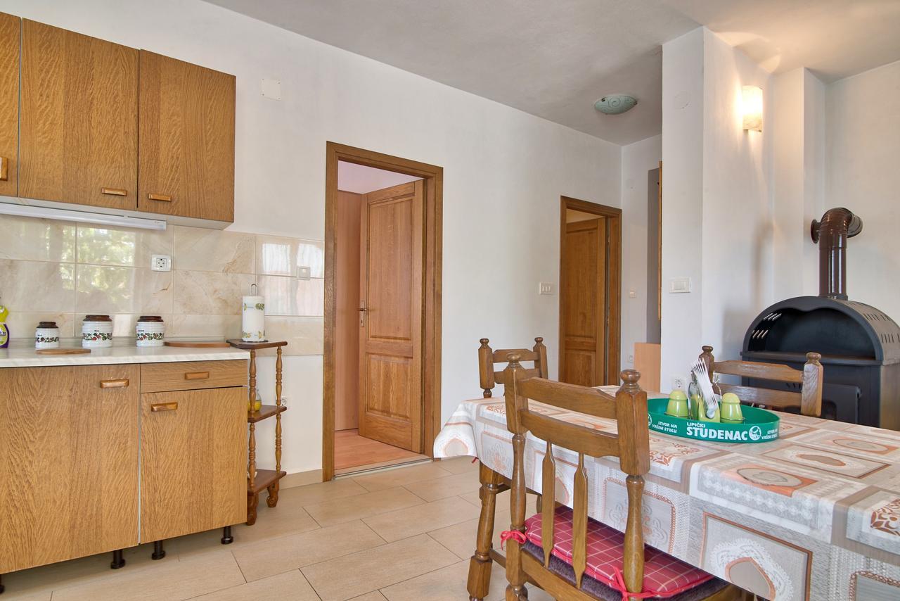Apartment Maja Stinjan Ngoại thất bức ảnh