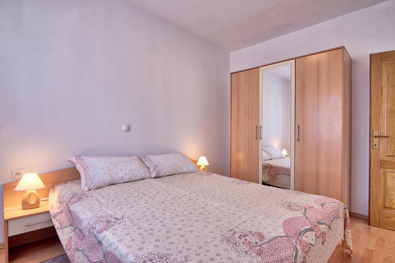 Apartment Maja Stinjan Ngoại thất bức ảnh